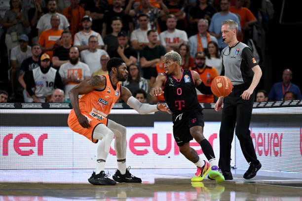 湖人全员的 湖人全员的